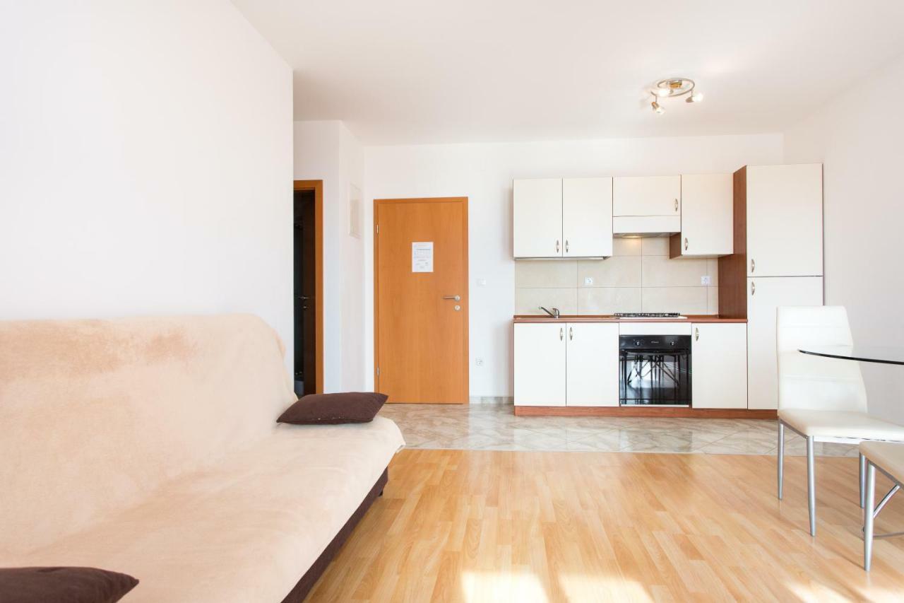 Adria Punat Apartments Exterior foto